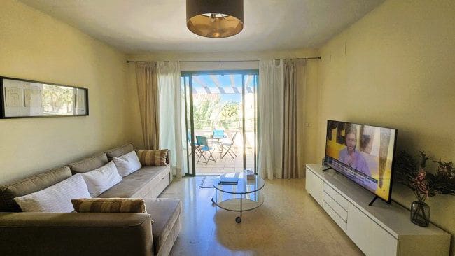 2 bedroom Apartment for rent in Sotogrande with pool garage - € 1,500 (Ref: 9012906)