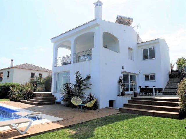 5 soveværelse Villa til salg i Torreguadiaro, San Roque - € 1.200.000 (Ref: 9041622)