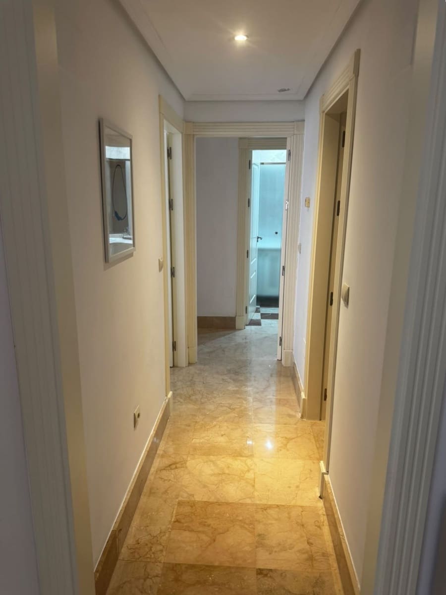 2 camera da letto Appartamento da affittare in Sotogrande con piscina garage - 1.400 € (Rif: 9041624)