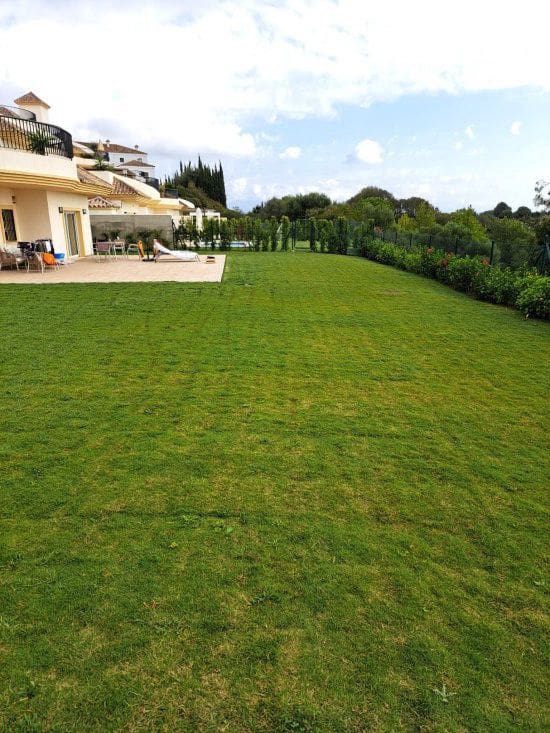 3 bedroom Apartment for sale in San Roque - € 550,000 (Ref: 9041625)