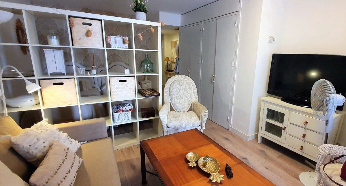 Apartamento en Sotogrande en venta - 155.000 € (Ref: 9051405)