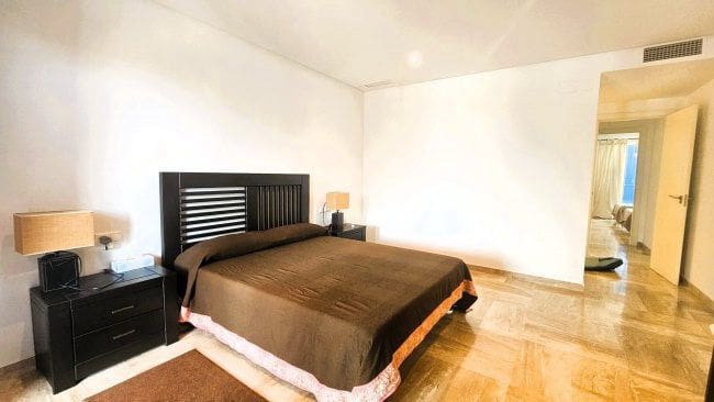 3 soveværelse Lejlighed til leje i Sotogrande - € 2.600 (Ref: 9057911)