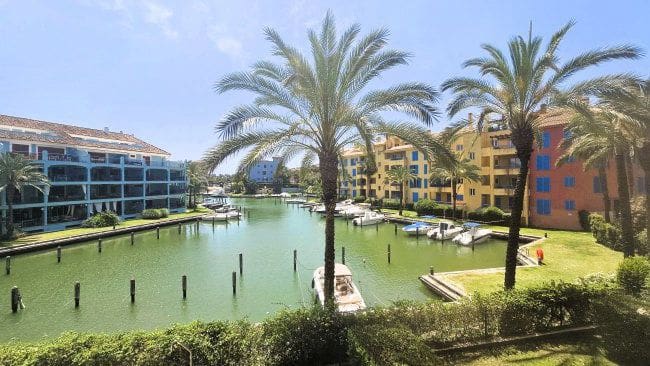 3 soveværelse Lejlighed til leje i Sotogrande - € 2.600 (Ref: 9057911)