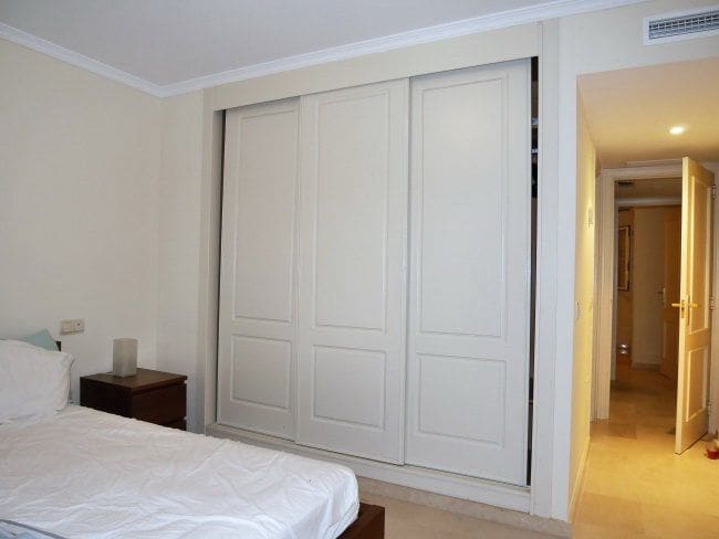 2 slaapkamer Appartement te huur in Sotogrande met garage - € 2.500 (Ref: 9062720)