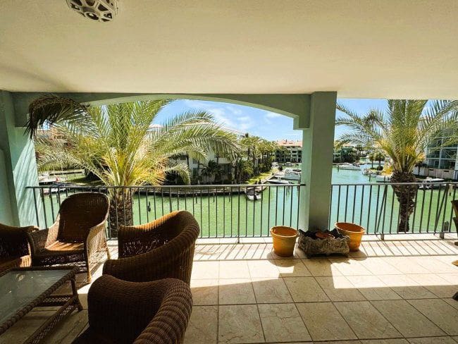 2 slaapkamer Appartement te huur in Sotogrande met garage - € 2.500 (Ref: 9062720)