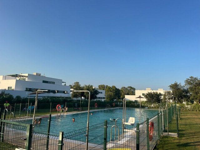 3 slaapkamer Appartement te huur in Sotogrande - € 3.000 (Ref: 9062722)