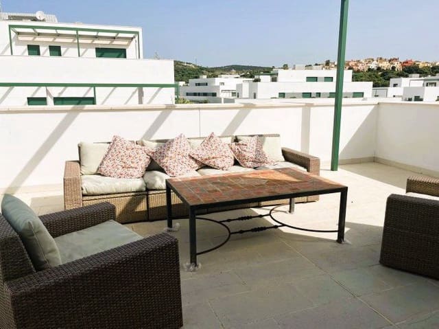 3 bedroom Apartment for rent in Sotogrande, San Roque - € 3,000 (Ref: 9062722)