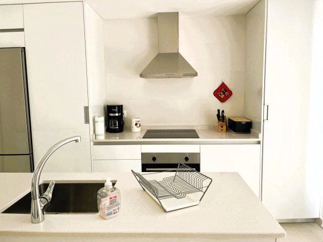 3 slaapkamer Appartement te huur in Sotogrande - € 3.000 (Ref: 9062722)