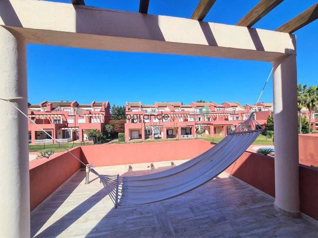 5 chambre Maison de Ville à vendre à Sotogrande avec garage - 590 000 € (Ref: 9062723)