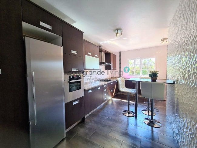 5 chambre Maison de Ville à vendre à Sotogrande avec garage - 590 000 € (Ref: 9062723)