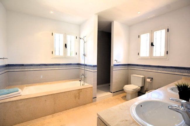 5 Zimmer Ferienvilla in Sotogrande - 3.800 € (Ref: 9065575)