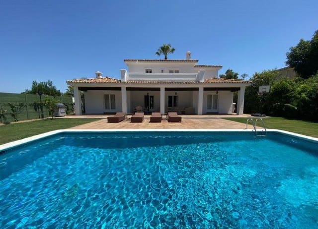   5 soveværelse   ferieVilla i Sotogrande, San Roque   - € 3.800 (Ref: 9065575)