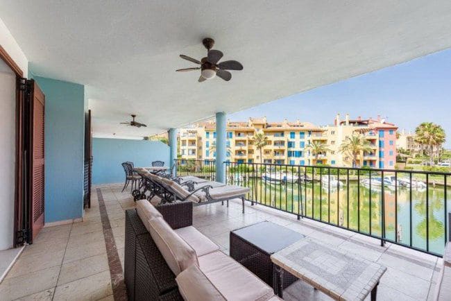 2 soveværelse Lejlighed til leje i Sotogrande med garage - € 1.500 (Ref: 9075341)