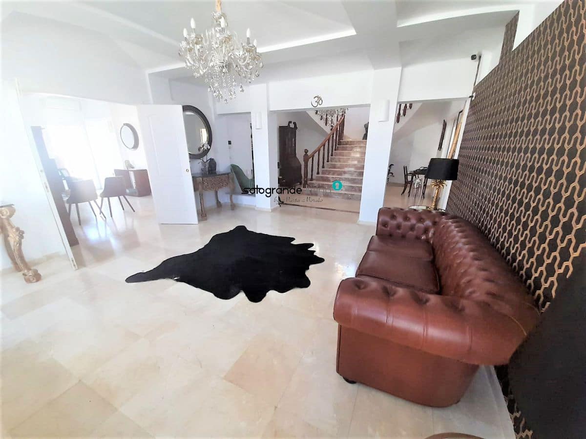 9 chambre Villa/Maison à vendre à Santa Margarita - 995 000 € (Ref: 9081914)