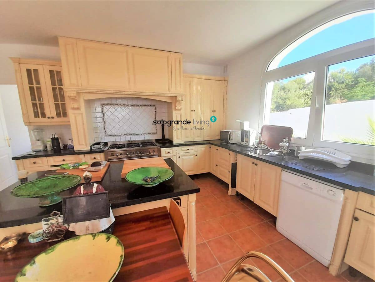 9 chambre Villa/Maison à vendre à Santa Margarita - 995 000 € (Ref: 9081914)