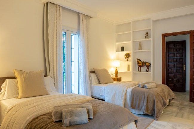 4 makuuhuone Huvila lomavuokrausta paikassa Sotogrande - 6 900 € (Ref: 9109026)