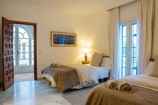 4 makuuhuone Huvila lomavuokrausta paikassa Sotogrande - 6 900 € (Ref: 9109026)