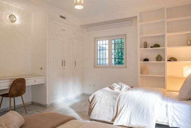 4 makuuhuone Huvila lomavuokrausta paikassa Sotogrande - 6 900 € (Ref: 9109026)