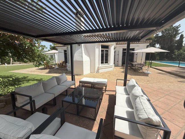 4 makuuhuone Huvila lomavuokrausta paikassa Sotogrande - 6 900 € (Ref: 9109026)