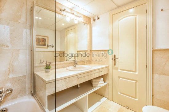 3 camera da letto Appartamento da affittare in Sotogrande - 2.200 € (Rif: 9114467)