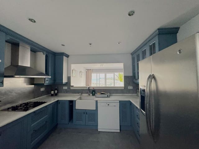 2 bedroom Apartment for rent in Sotogrande, San Roque with garage - € 3,150 (Ref: 9125548)