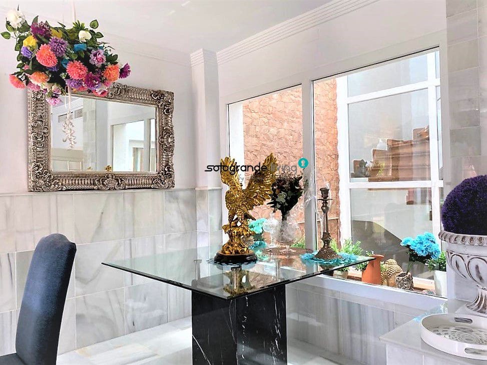 5 makuuhuone Huvila vuokrattavana paikassa Sotogrande - 2 500 € (Ref: 9137410)