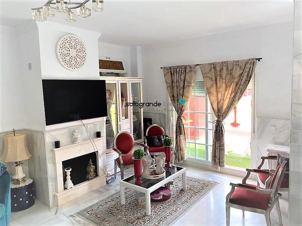 5 makuuhuone Huvila vuokrattavana paikassa Sotogrande - 2 500 € (Ref: 9137410)