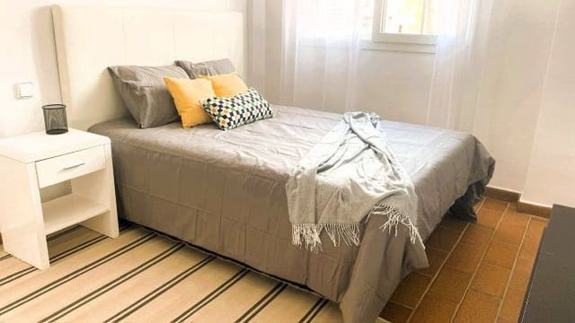 4 chambre Villa/Maison à vendre à Sotogrande Costa, San Roque - 470 000 € (Ref: 9166085)