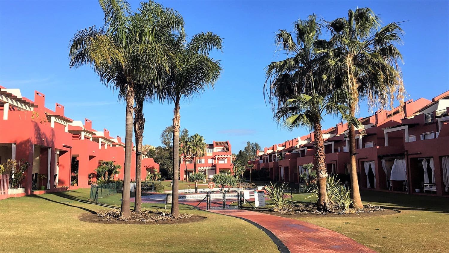 4 chambre Villa/Maison à vendre à Sotogrande - 470 000 € (Ref: 9166085)