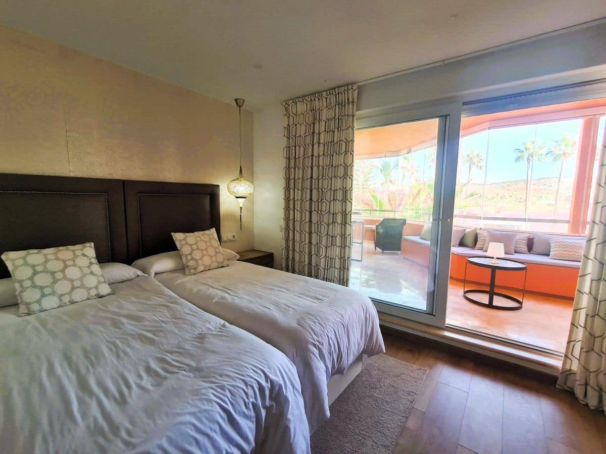 3 soverom Leilighet til leie i Sotogrande med garasje - € 1 600 (Ref: 9169843)