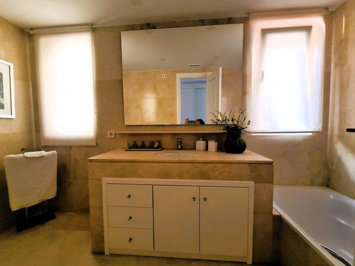 3 soverom Leilighet til leie i Sotogrande med garasje - € 1 600 (Ref: 9169843)