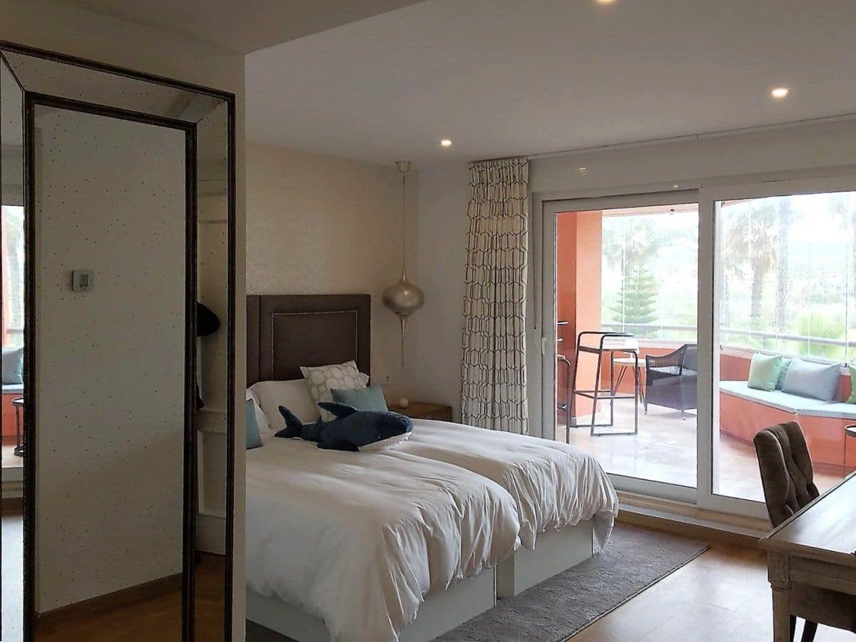 3 soverom Leilighet til leie i Sotogrande med garasje - € 1 600 (Ref: 9169843)