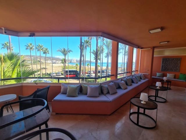 3 quarto Apartamento para arrendar em Sotogrande, San Roque com garagem - 1 600 € (Ref: 9169843)