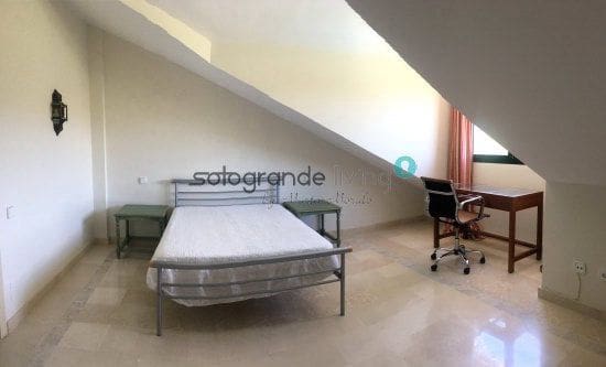 6 slaapkamer Villa te huur in Sotogrande - € 4.000 (Ref: 9183925)