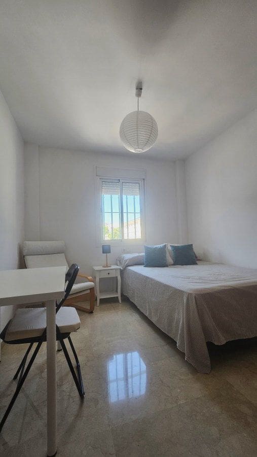 3 soverom Hus til leie i Guadiaro med svømmebasseng - € 1 000 (Ref: 9185709)