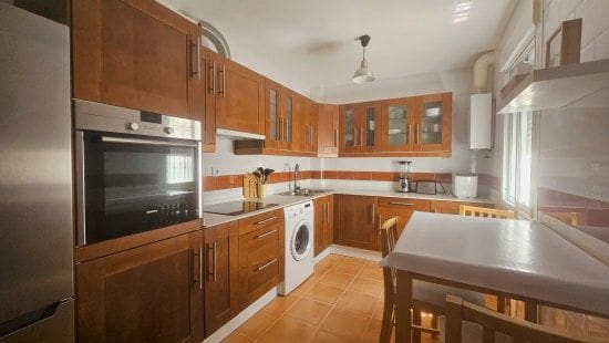 3 bedroom Townhouse for rent in Guadiaro, San Roque - € 1,000 (Ref: 9185709)