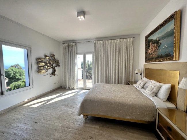 4 soveværelse Villa til leje i Manilva - € 8.000 (Ref: 9233104)