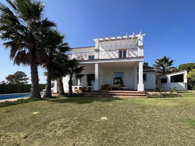 4 bedroom Villa for rent in Manilva - € 8,000 (Ref: 9233104)