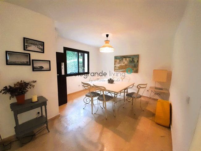 4 soveværelse Byhus til leje i Sotogrande - € 1.700 (Ref: 9243481)