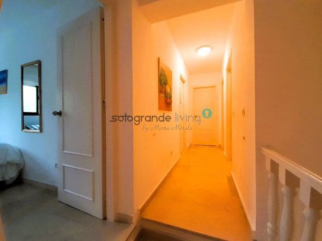 4 soveværelse Byhus til leje i Sotogrande - € 1.700 (Ref: 9243481)