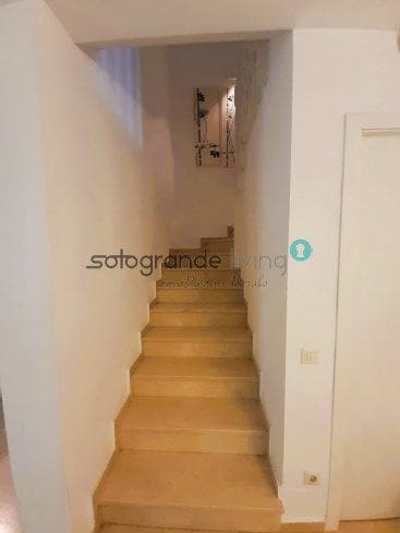 4 soveværelse Byhus til leje i Sotogrande - € 1.700 (Ref: 9243481)