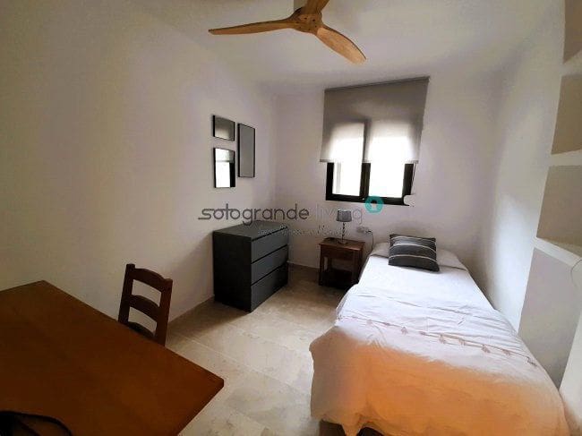 4 soveværelse Byhus til leje i Sotogrande - € 1.700 (Ref: 9243481)