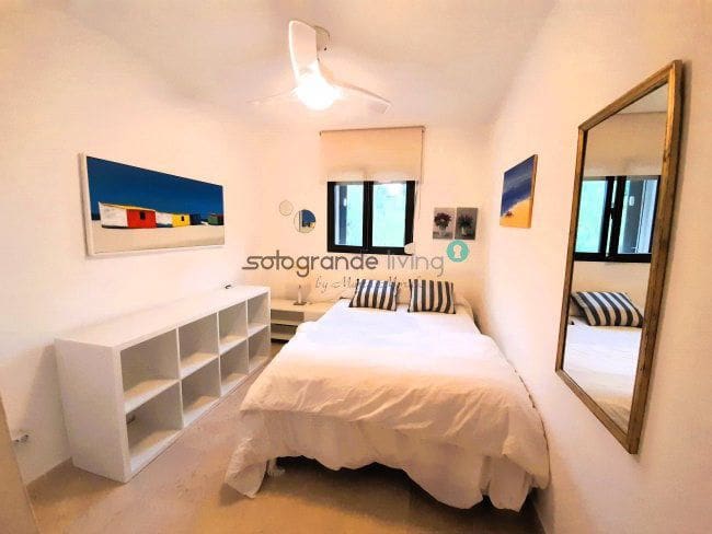 4 soveværelse Byhus til leje i Sotogrande - € 1.700 (Ref: 9243481)