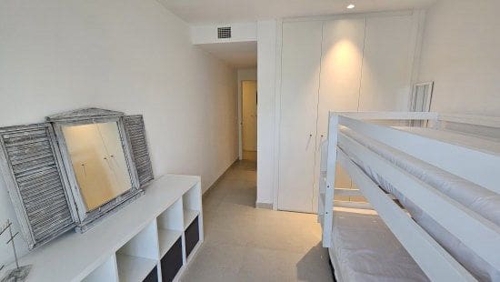 5 slaapkamer Appartement te huur in Sotogrande - € 3.600 (Ref: 9264723)