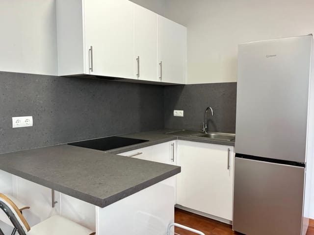 1 camera da letto Appartamento da affittare in Pueblo Nuevo de Guadiaro, San Roque - 850 € (Rif: 9330933)