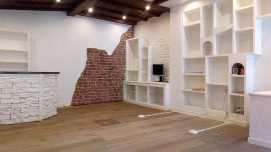 Erhverv til leje i Pueblo Nuevo de Guadiaro med garage - € 1.200 (Ref: 9338530)