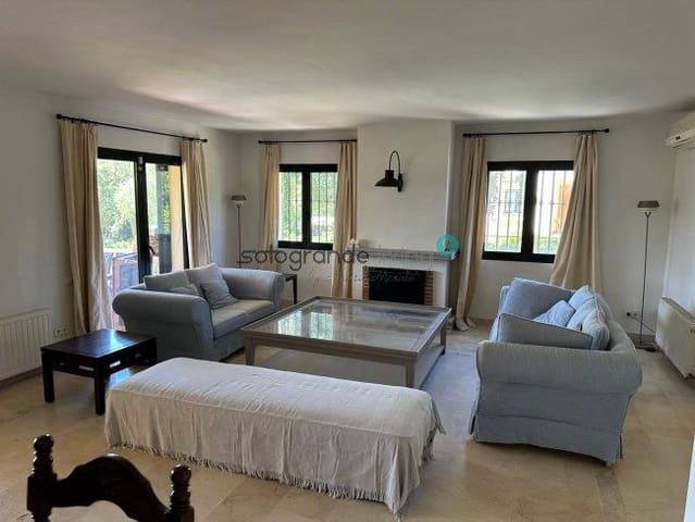 5 chambre Villa/Maison à vendre à Sotogrande Alto, San Roque - 1 150 000 € (Ref: 9349749)