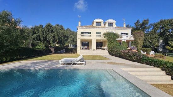 5 Zimmer Villa zu verkaufen in Sotogrande, San Roque - 1.150.000 € (Ref: 9349749)