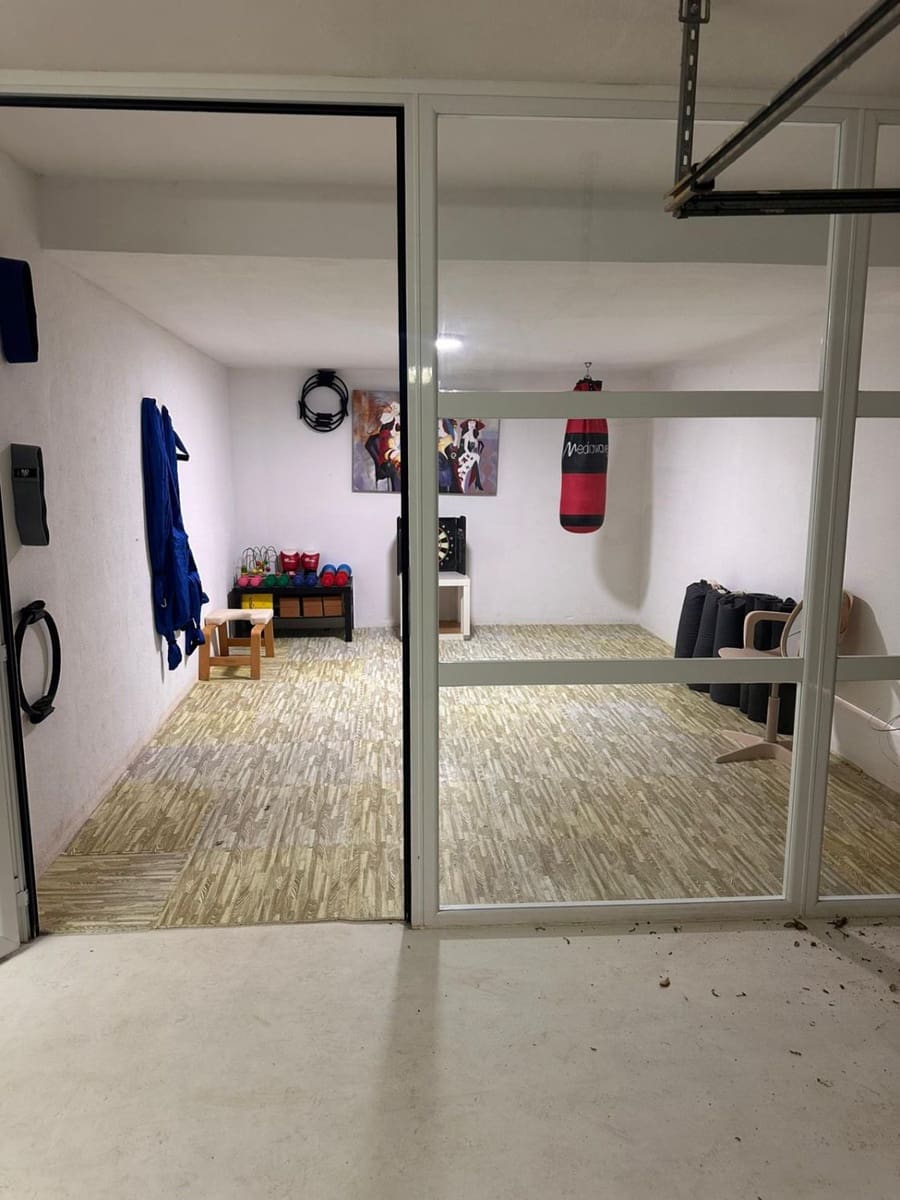 5 sypialnia Willa na sprzedaż w Sotogrande - 1 250 000 € (Ref: 9349749)