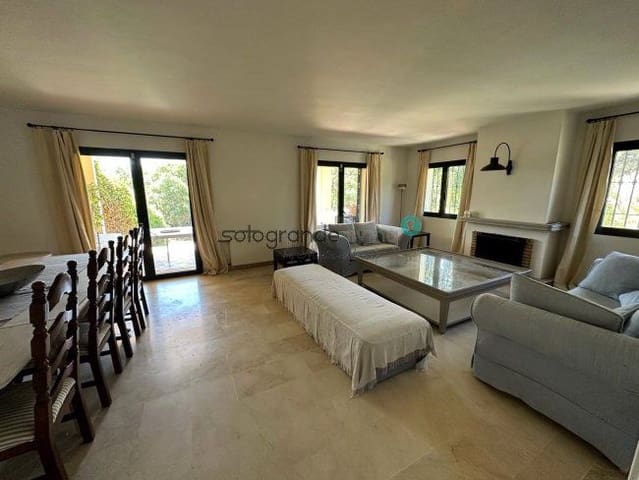 5 camera da letto Villa da affittare in Sotogrande Alto, San Roque - 4.300 € (Rif: 9349750)